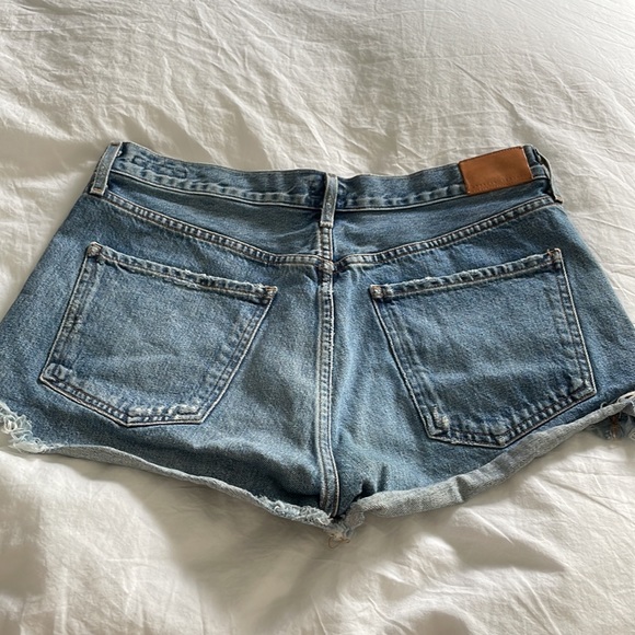 Citizens of humanity denim shorts 💙 - Picture 5 of 8